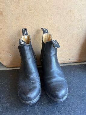 Blundstone Men's Black Leather Chukka Boots